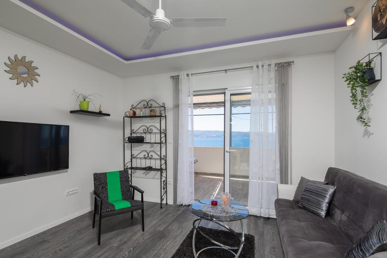 Seaside Deluxe Apartment Йесенице Екстериор снимка