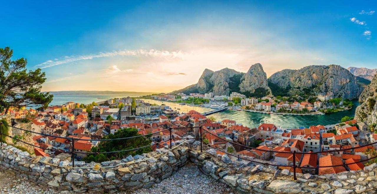 Seaside Deluxe Apartment Йесенице Екстериор снимка